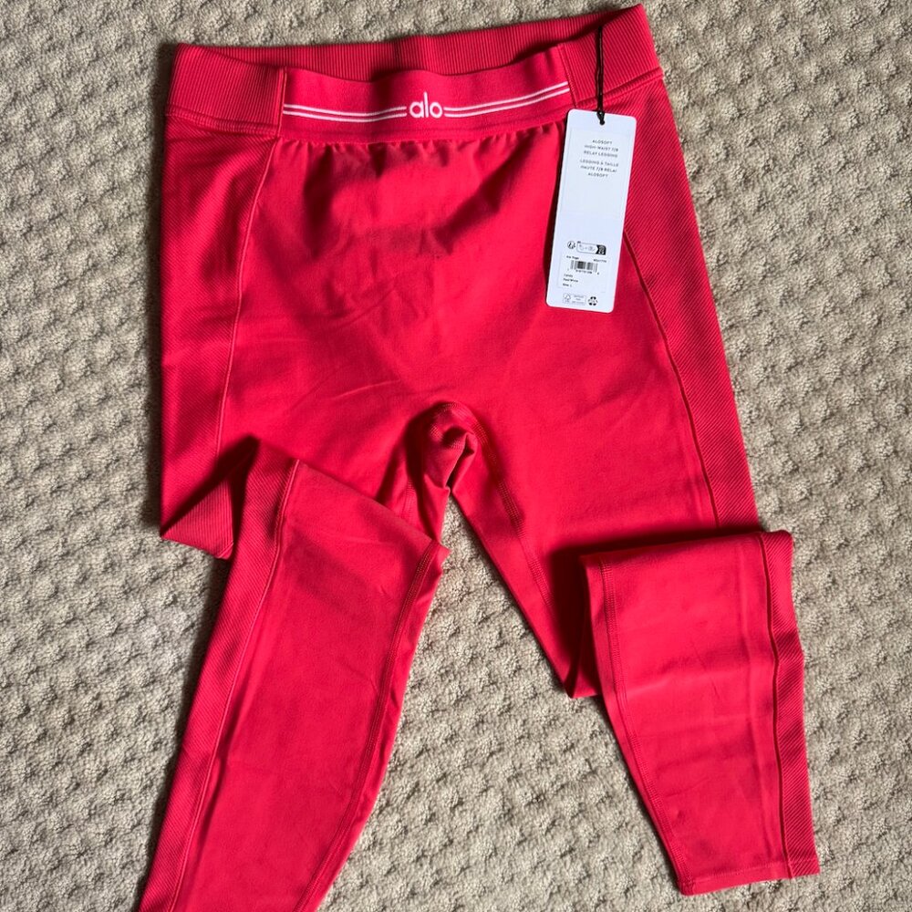 ALO YOGA - Candy Red ALOSOFT High-Waist 7/8 Relay Legging - Sz L -NWT -Sold Out